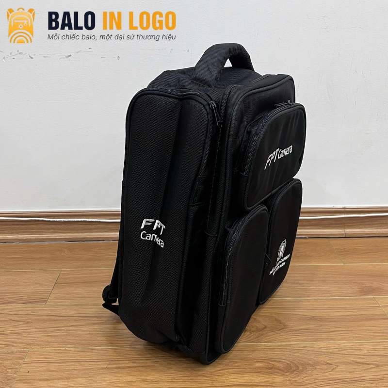 balo-dung-laptop-theu-logo-qua-tang-dang-hop-vai-900pu-mau-den-lt-03 (2) balo-dung-laptop-theu-logo-qua-tang-dang-hop-vai-900pu-mau-den-lt-03