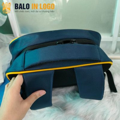 balo-hoc-sinh-qua-tang-in-logo-vai-900-pu-mau-xanh-vang-hs-06