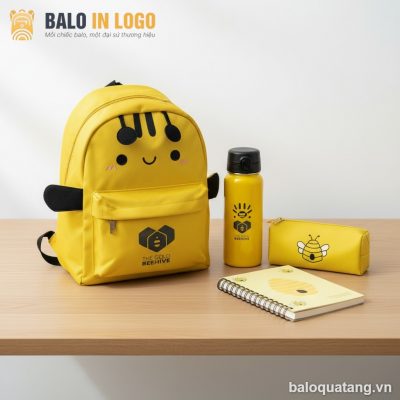 balo-mam-non-qua-tang-in-logo-vai-du-hoa-tiet-con-ong-vang-hs-03-blog-3
