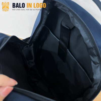 balo-van-phong-dung-laptop-theu-logo-qua-tang-mau-xanh-do-vai-900pu-lt-04